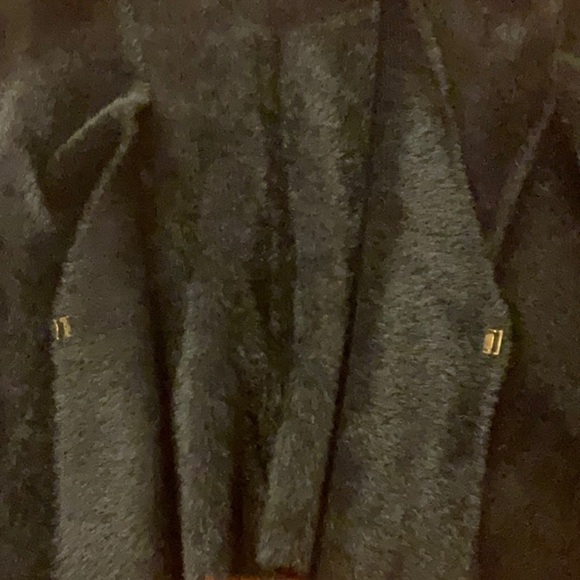 Cyrus XL black cropped soft knit medium weight hook and eye closure sweater - Picture 6 of 6